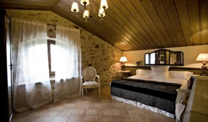 Casa Rural L'Avellana Pinell de Solsones 0*,  Spain